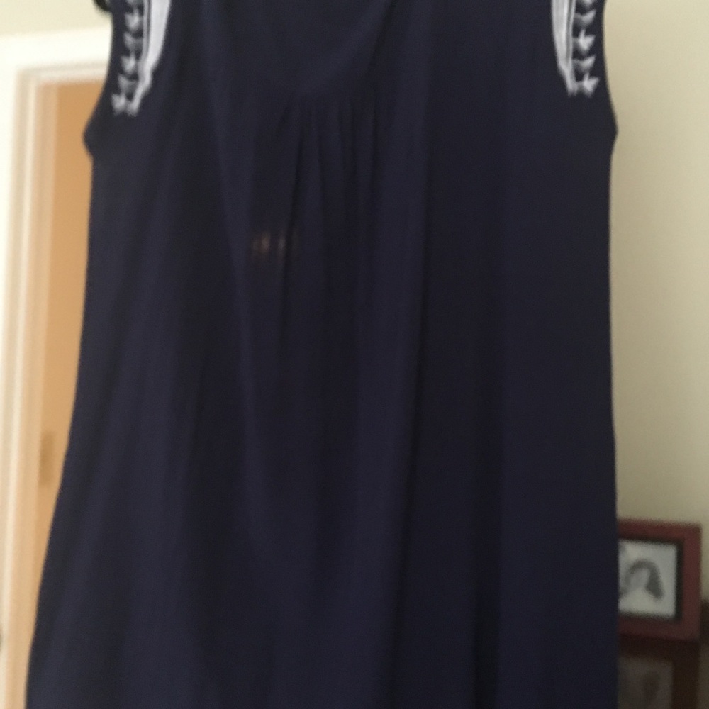 Tunic - Picture 2 of 3